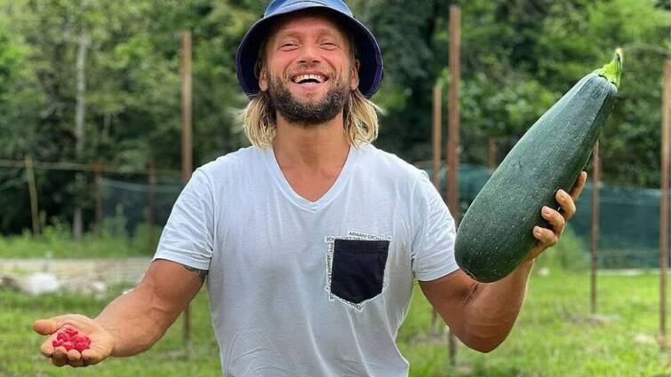 Russian raw food influencer let newborn son starve to death on strict sunshine diet Sunshine Diet: ”சன் ஷைன்” டயட் - பச்சிளங் குழந்தையை பட்டினி போட்டு கொன்ற சோசியல் மீடியா இன்ஃப்ளூயன்சர்
