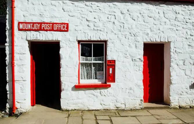 ભારતના આ પ્રયાસને માઈલસ્ટોન માનવામાં આવી રહ્યો છે. NCPORના ભૂતપૂર્વ વૈજ્ઞાનિકોના મતે એન્ટાર્કટિકા એ વિદેશી ભૂમિ છે. આવી સ્થિતિમાં ત્યાં પોસ્ટ ઓફિસ ખોલવી એ ખૂબ જ ખાસ વાત છે.