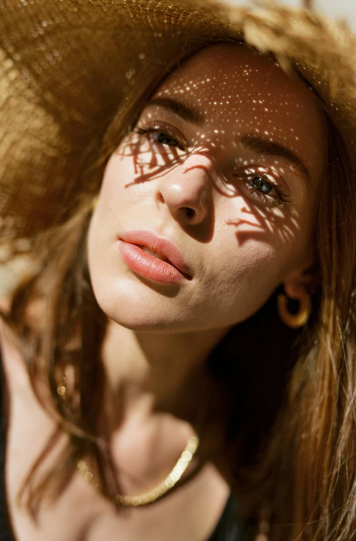Today we are going to tell you some things which should not be used on the face in summer.  Do not use these things, summer brings skin problems (Photo courtesy: Pexel.com)