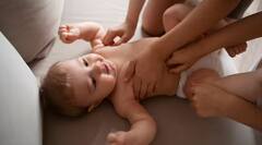 Parenting Tips: ਗਰਮੀਆਂ 'ਚ ਛੋਟੇ ਬੱਚਿਆਂ ਦੀ ਕਿੰਨੀ ਵਾਰ ਕਰਨੀ ਚਾਹੀਦੀ ਮਾਲਿਸ਼? ਜਾਣੋ ਹਰ ਸਵਾਲ ਦਾ ਜਵਾਬ