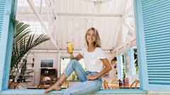 बिना एसी और कूलर के गर्मियों में घर को ठंडा रखने के लिए अपनाएं ये ट्रिक्स