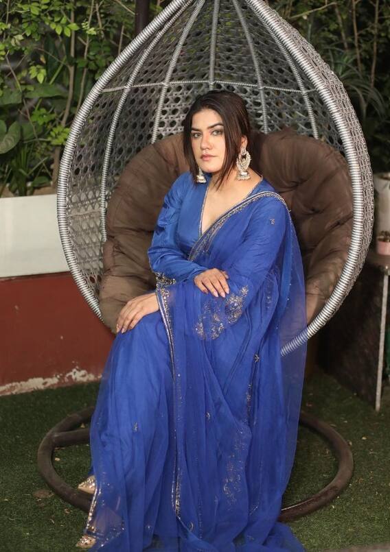 Kaur B ਦੀਆਂ ਅਦਾਵਾਂ ਦਾ ਫੈਨਜ਼ 'ਤੇ ਚੱਲਿਆ ਜਾਦੂ