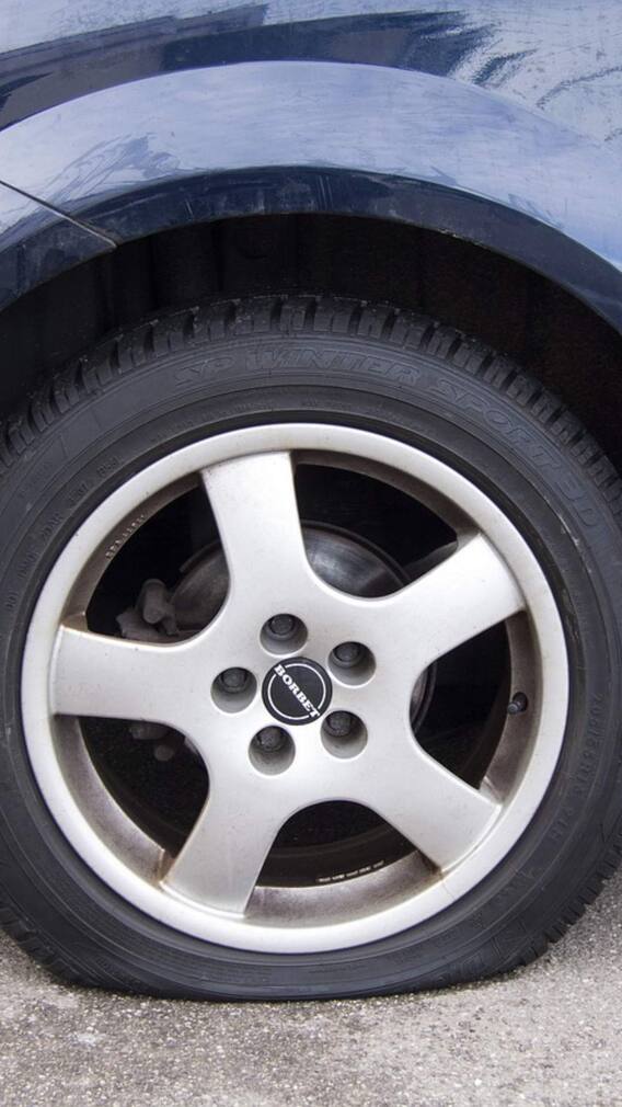 వేసవిలో కారు టైర్లు ఎందుకు పేలతాయో తెలుసా?