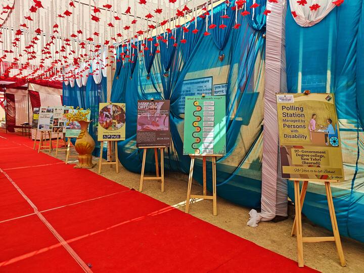 Booth number 97 Baurari Tehri 01PC District New Tehri in Uttarakhand is decorated and ready to welcome the honored voters in the great festival of democracy. (Source: ECI)