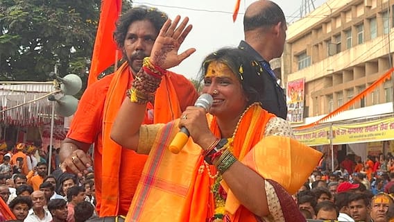 శోభాయాత్రలో పాల్గొని ఎంఐఎంపై మాధవీలత విమర్శలు