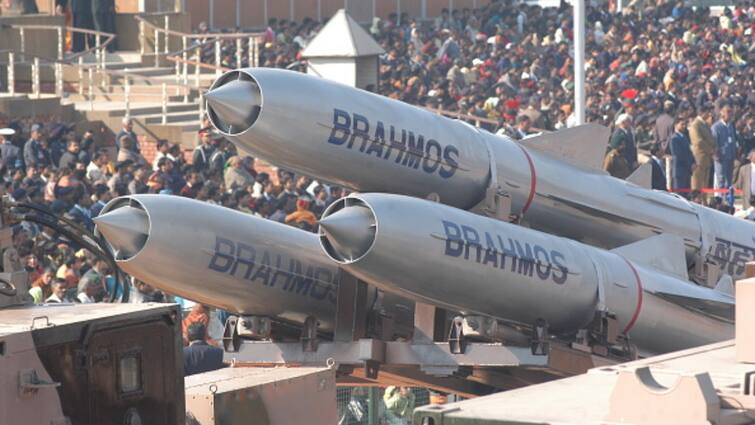 India To Deliver Brahmos Missile System To Philippines Tomorrow In Biggest Defence Export Deal India To Deliver BrahMos Missile System To Philippines Tomorrow In Biggest Defence Export Deal