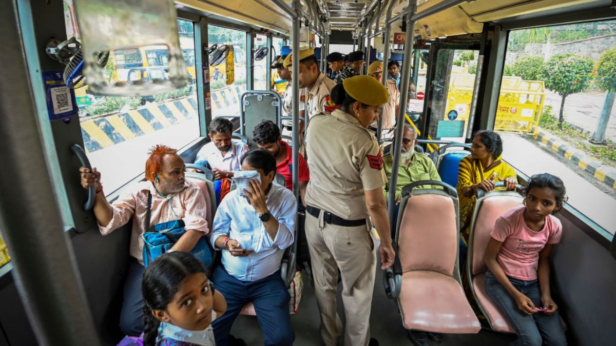 Delhi woman enters bus wearing bikini viral video trending news