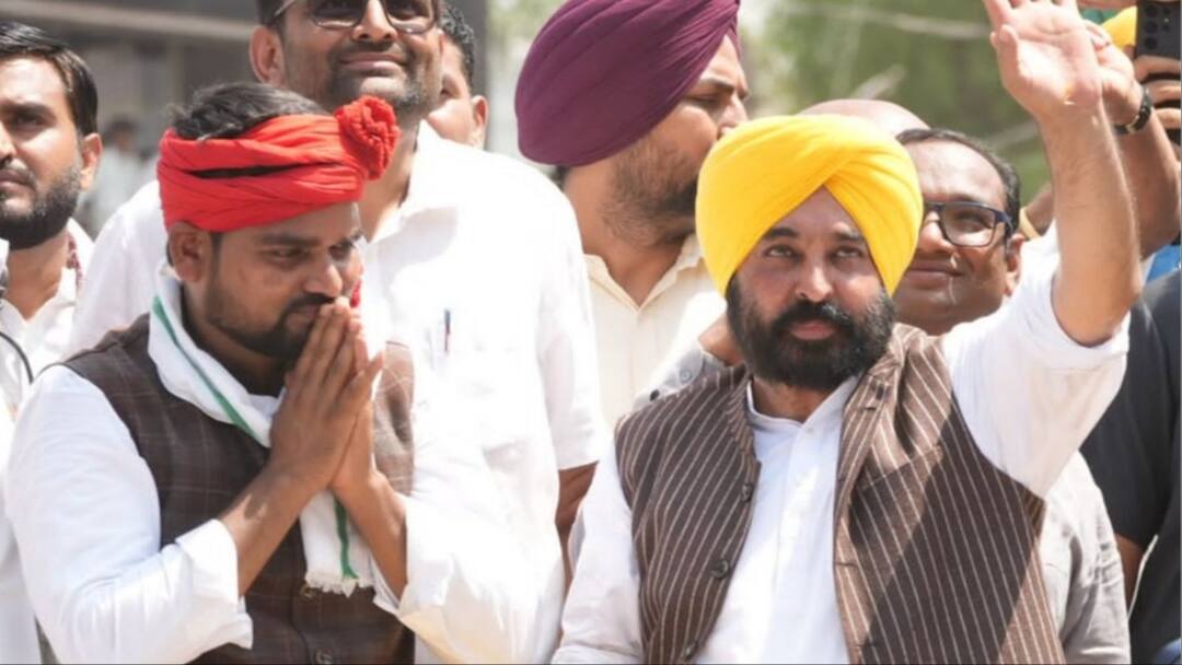 Lok Sabha Election 2024: गुजरात में पंजाब के CM भगवंत मान का BJP पर बड़ा आरोप, 'अरविंद केजरीवाल को जेल में...' Gujarat Lok Sabha Election 2024 Punjab CM Bhagwant Mann Attacks On BJP and Reaction On Arvind Kejriwal Jail Lok Sabha Election 2024: गुजरात में पंजाब के CM भगवंत मान का BJP पर बड़ा आरोप, 'अरविंद केजरीवाल को जेल में...'