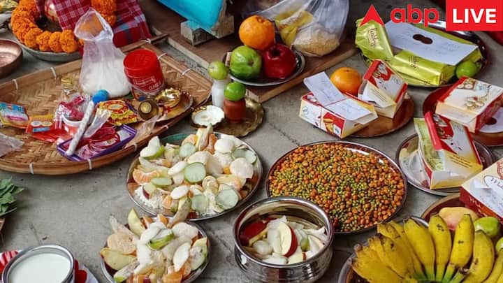 व्रत के दिन सुबह जल्दी उठकर व्रत का संकल्प लें. इसके बाद भगवान विष्णु और बृहस्पति का ध्यान करें और  मंदिर को साफ कर मंदिर में केले के पत्तों का उपयोग करें.विष्णु जी को पीले फल, वस्त्र, फूल, मिठाई आदि अर्पित करें. इसके बाद गुरुवार व्रत की कथा पढ़ें और भगवान विष्णु और बृहस्पति देव की  आरती करें.
