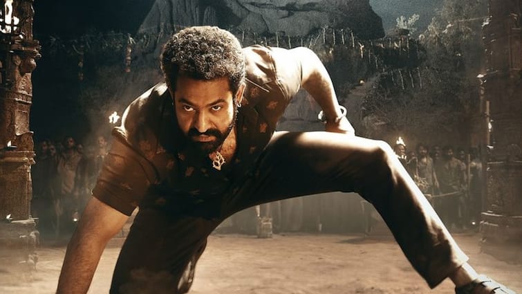 Jr. NTR & Janhvi Kapoor 'Devara Part 1' Hindi Rights Sold For Rs 45 Crores Jr. NTR & Janhvi Kapoor's 'Devara Part 1' Sets A Record With Hindi Rights Selling For Rs 45 Crores