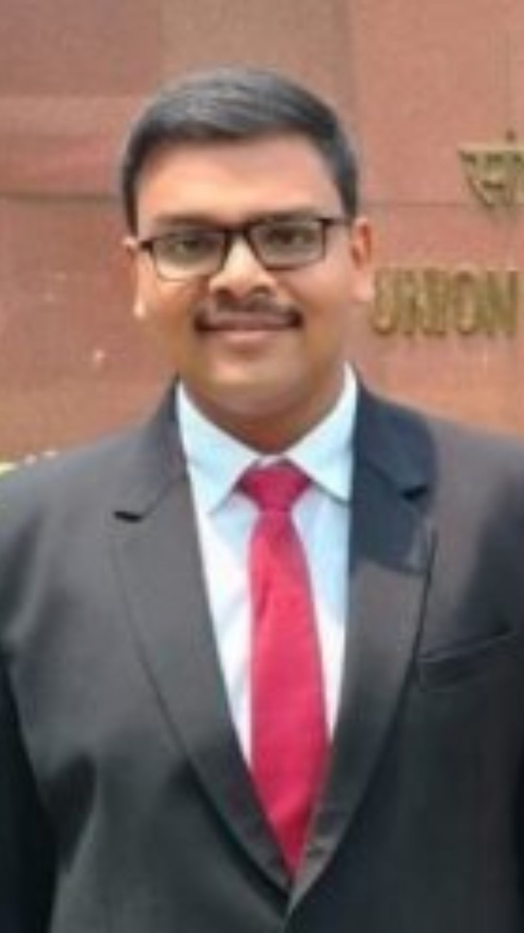 Meet IIT Graduate Aditya Srivastava Who Topped UPSC Civil Services Exam ...