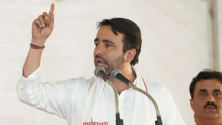 RLD Chief Jayant Chaudhary Said their excuse to lose on opposition raising questions on EVM ANN Lok Sabha Elections 2024: 'यह इनके हारने के बहाने हैं', विपक्ष के EVM पर उठाए गए सवाल पर बोले रालोद नेता जयंत चौधरी