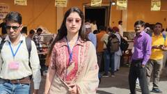 यूपी में वोटिंग के दौरान छाया चुनावी ग्लैमर, पोलिंग ऑफिसर ईशा अरोड़ा ने वायरल वीडियो पर दी सफाई