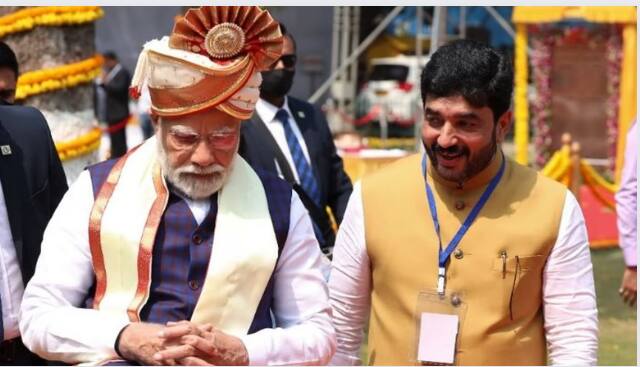 PM Modi visited in Pune on April 29 for  mahayiti Loksabha candidate Murlidhar Mohol  election campeign Pm Narendra Modi : तारीख ठरली! मुरलीधर मोहोळांसाठी पुण्यात 'या' दिवशी पंतप्रधान मोदींची सभा