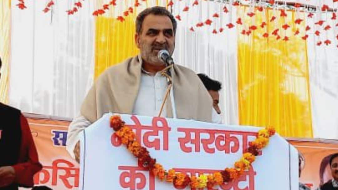 Yogi government took a big action against Sanjeev Baliyan after raising questions on UP police मुजफ्फरनगर पुलिस पर सवाल उठाने के बाद संजीव बालियान पर बड़ा एक्शन, लिया गया ये फैसला