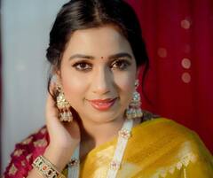 Shreya Ghoshal : அழகாலும் குரலாலும் அசத்தும் ஸ்ரேயா கோஷலின் பெஸ்ட் தமிழ் ஹிட்ஸ் !