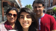 Sana Ganguly Lifestyle: অফিস যান লোকাল ট্রেনে, পাতে নিরামিষ খাবার! এত সাধারণ জীবন সৌরভ-কন্যার!