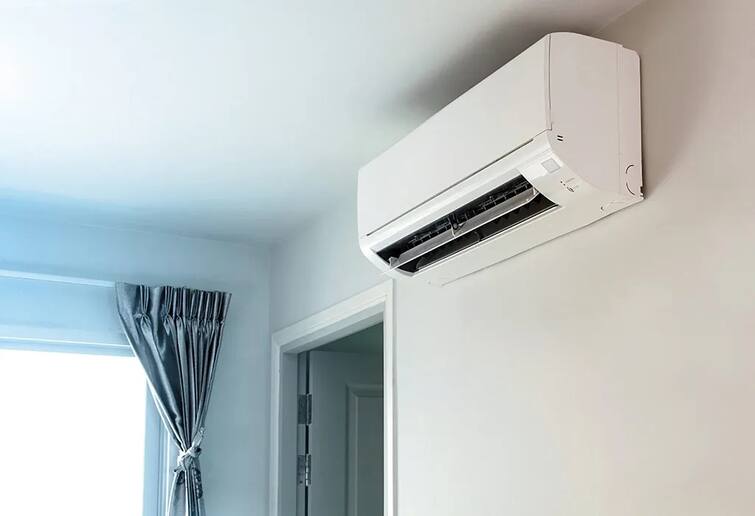 The Best Air Conditioning Temperature for Sleeping AC Temperature: ਸੌਣ ਵੇਲੇ ਕਿਸ ਤਾਪਮਾਨ 'ਤੇ AC ਚਲਾਉਣ ਨਾਲ ਸਰੀਰ ਨੂੰ ਮਿਲਦਾ ਹੈ ਆਰਾਮ ਤੇ ਚੰਗੀ ਨੀਂਦ? ਜਾਣੋ