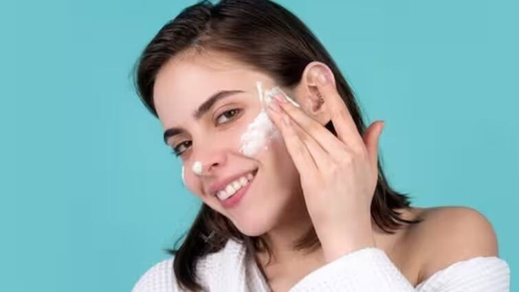 Summer Tips: right to apply cream on face during summer Summer Tips: ગરમીમાં ચહેરા પર ક્રિમ લગાવવી યોગ્ય છે કે નહી? જાણો ફાયદા અને નુકસાન