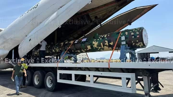 Exclusive 1st BrahMos missile exported by India to Philippines EXCLUSIVE: ડિફેન્સ એક્સપોર્ટમાં ભારતનો જોવા મળ્યો દમ, ફિલીપાઈન્સને આપી 3000 કરોડની બ્રહ્મોસ મિસાઈલ