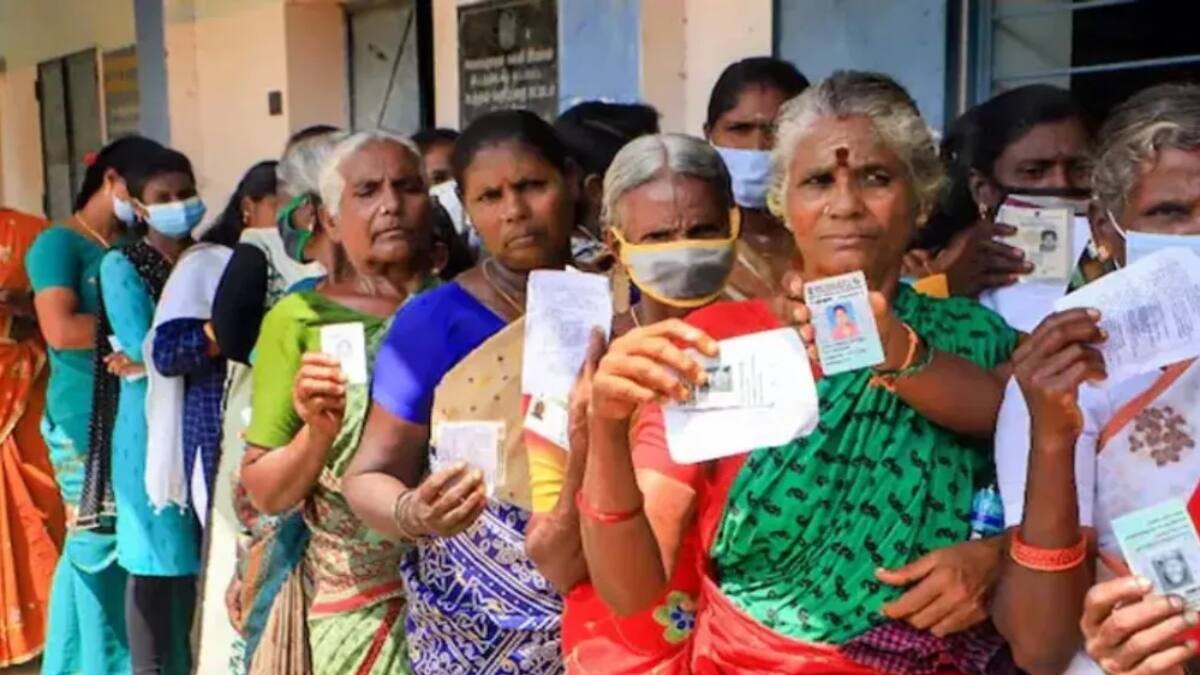 TN Election 2026 ECI: அடேங்கப்பா..! தமிழகத்தில் ஒரு பூத்தில் கூட மறுவாக்குப்பதிவு இல்லை - தேர்தல் ஆணையம் தகவல்