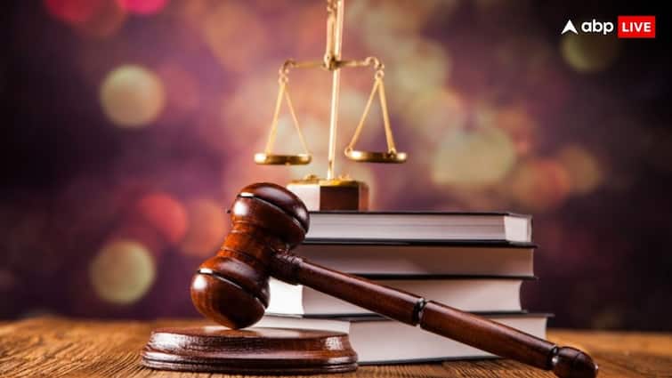 Consumer News: खराब इंजन के साथ मिली नई कार, अब मिलेगा 15 लाख से ज्यादा मुआवजा Customer gets 15 lakh rupees in compensation after company could not fix engine problem Consumer News: खराब इंजन के साथ मिली नई कार, अब मिलेगा 15 लाख से ज्यादा मुआवजा