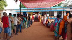Bastar Lok Sabha Chunav: बस्तर में लोकसभा चुनाव को लेकर मतदाताओं में दिखा उत्साह, दिग्गजों ने भी डाला वोट