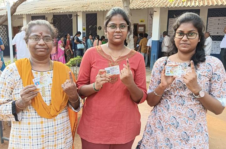 Tamil Nadu Lok Sabha Election 2024 Vote Percentage Voter Turnout Not Even Reached 75 Percent Last 15 Years TN Election Vote Percentage: 15 ஆண்டுகளில் 75%-ஐ எட்டாத வாக்குப்பதிவு.. இம்முறை நிலவரம் என்ன?
