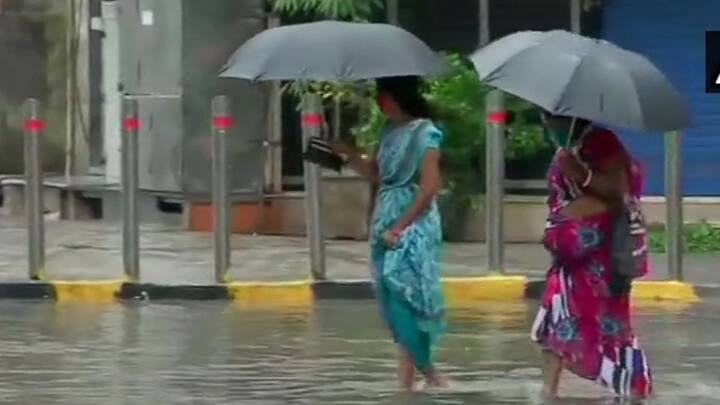 आईएमडी ने बताया कि पूर्वोत्तर भारत में 18 से 22 अप्रैल के दौरन अलग-अलग स्थानों पर तेज हवाओं के साथ बिजली और भारी वर्षा होने की संभावना है.