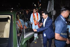 मुकेश अंबानी के बर्थडे पर बाबुलनाथ मंदिर पहुंचे आकाश, पिता के लिए की पूजा-अर्चना, फोटोज वायरल