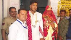 Lok Sabhe Election 2024: हाथों में मेहंदी, सिर पर चुनरी, सुहाग की रस्म से पहले निभाई लोकतंत्र की कसम, तस्वीरें