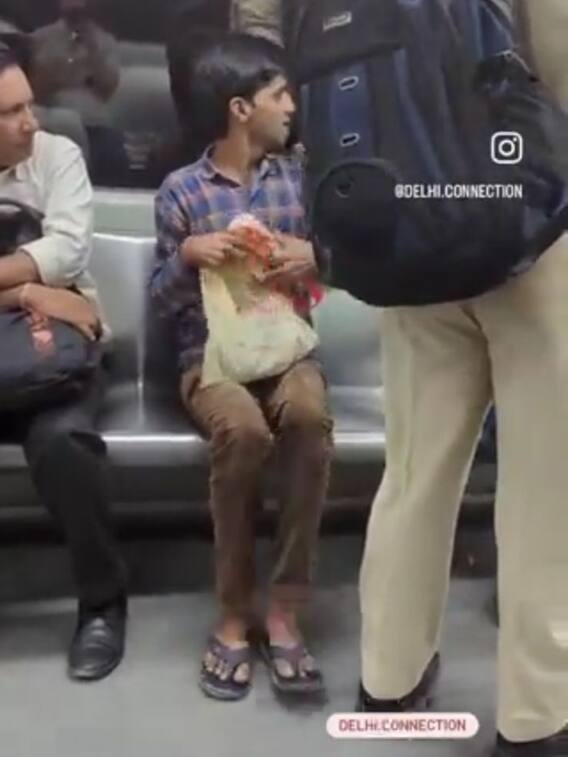 मेट्रो में फिर हुआ कलेश, वीडियो देखा क्या?