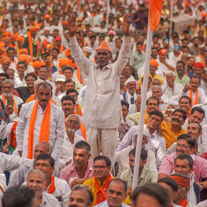 रायसेन के लिए रवाना होने से पहले पूर्व सीएम शिवराज सिंह चौहान ने सोशल मीडिया के एक्स अकाउंट पर विदिशा संसदीय सीट के मतदाताओं के लिए एक पोस्ट की. जिसमें उन्होंने लिखा कि विदिशा-रायसेन संसदीय क्षेत्र के बहनों-भाइयों, भांजे, भांजियों. मैंने अपनी संपूर्ण क्षमता से आपकी सेवा और क्षेत्र के विकास के लिए निरंतर प्रयास किए हैं.