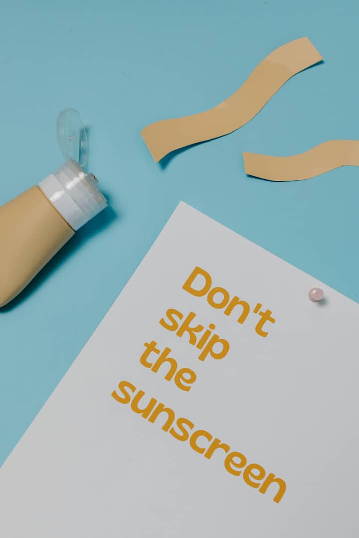 You can apply sunscreen even when you are at home, this keeps the skin healthy.  Sunscreen also helps protect against skin problems, wrinkles and dark spots (Photo Credit: Pexel.com)