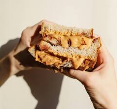 Cream Sandwich Recipe : சூப்பரான க்ரீம் சான்விச்சை இப்படி செய்யுங்க.. குழந்தைகளுக்கு கண்டிப்பா பிடிக்கும்!