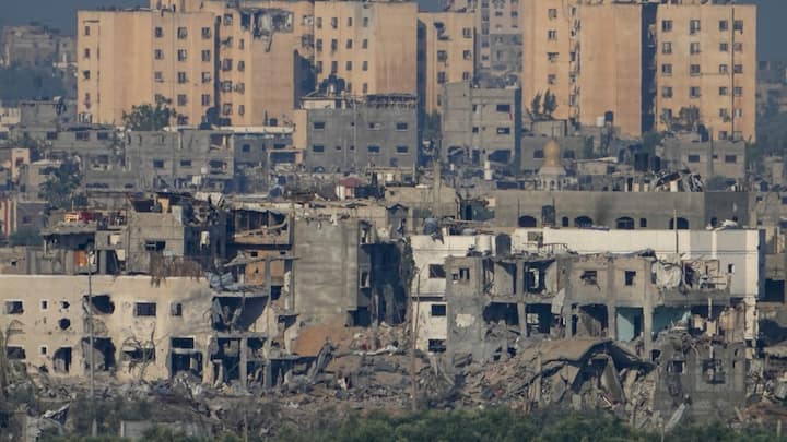 israel air strikes on rafah displaced palestinians buildings nine dead gaza hamas attack in middle east Israel Air Strikes On Rafah: रफाह में रिहायशी बिल्डिंग को इजराइल ने बनाया निशाना! 6 बच्चों समेत 9 फिलिस्तीनियों की मौत