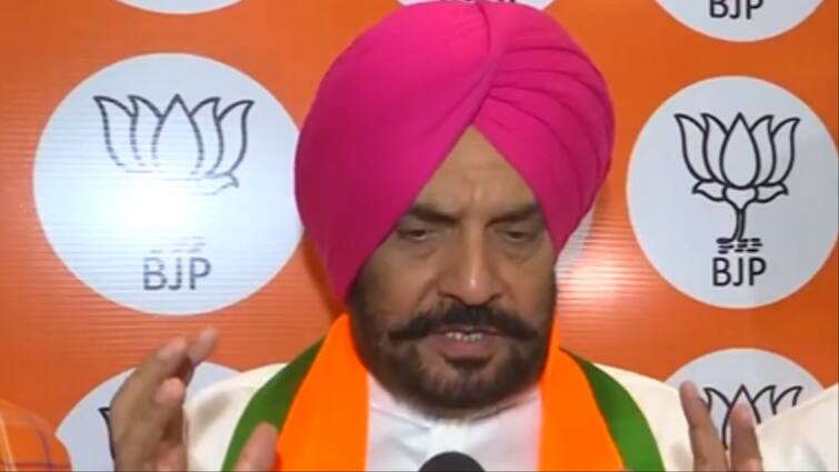 Punjab Lok Sabha Elections 2024 Tajinder Singh Bittu's first reaction after joining BJP BJP में शामिल होने के बाद तेजिंदर सिंह बिट्टू की पहली प्रतिक्रिया, ‘इमोशनल हूं, कांग्रेस को ऐसे छोड़ना...’
