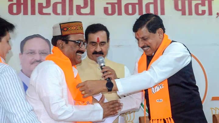 Lok Sabha elections 2024 BJP Madhya Pradesh Shivpuri Jitu Patwari Congress Mohan Yadav 'Betrayers': Madhya Pradesh Congress Leader Criticises Defectors As Over 100 Leaders, Workers Join BJP