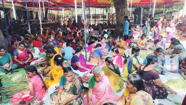 Madurai Meenakshi - Sundareswarar wedding meal women chopped tons of fruits and vegetables Chithirai thiruvizha மதுரை மீனாட்சி - சுந்தரேசுவரர் திருமணத்தின் விருந்து.. டன் கணக்கில் காய்கறி நறுக்கிய பக்தர்கள்..