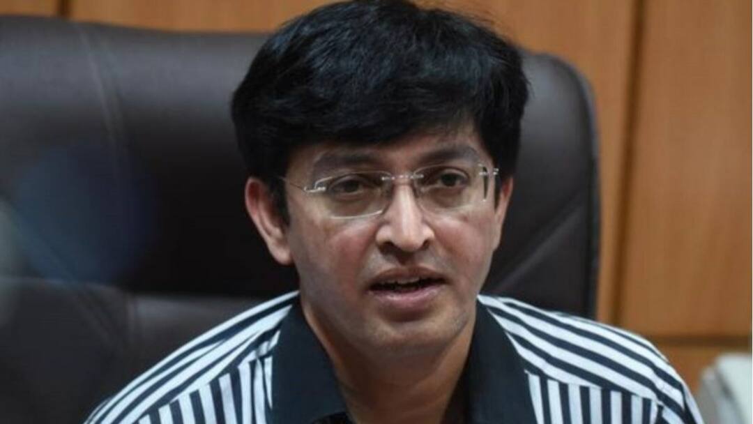 Vote Percentage : சென்னையில் ஏன் வாக்குப்பதிவு குறைந்தது? விளக்கம் சொன்ன ராதாகிருஷ்ணன்..