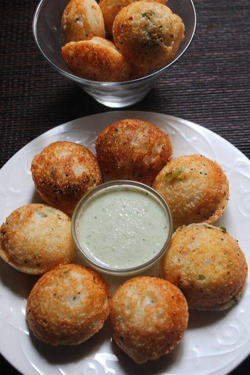 अंडा पनियारम- यह पनियारम पारंपरिक काले चने और चावल के बजाय अंडे से बनाया जाता है. यह काफी पौष्टिक है और सुबह के नाश्ते के लिए आदर्श है.