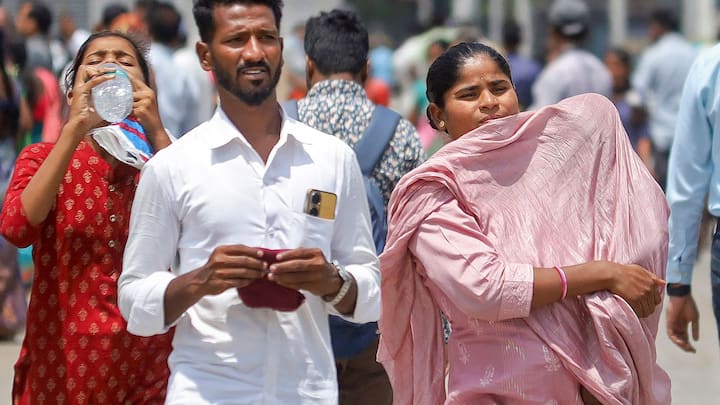 ২২ ও ২৪ তারিখ পূর্ব ও পশ্চিম মেদিনীপুর, ঝাড়গ্রাম, বাঁকুড়া, বীরভূম, পুরুলিয়া, মুর্শিদাবাদ, পূর্ব ও পশ্চিম বর্ধমান জেলার কিছু জায়গায় তাপপ্রবাহের কমলা সতর্কতা জারি করা হয়েছে।