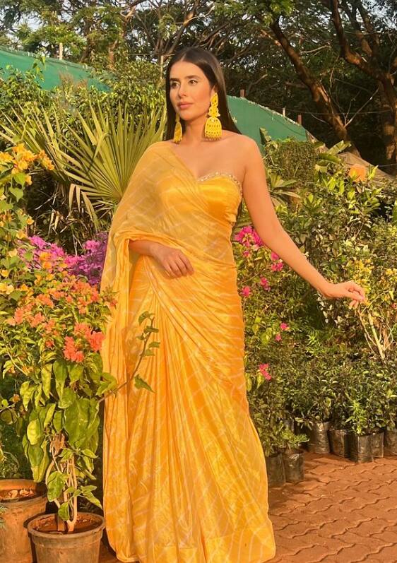 चारू ने आगे ये भी बताया कि सिंगल मदर होने पर काम से ब्रेक ले लेने से उनके फाइनेनशियली स्टेट पर भी काफी फर्क पड़ेगा लेकिन वो इससे जैसे-तैसे संभाल लेंगी.