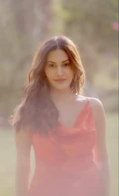 Amyra Dastur PHOTO: નવા ફોટોશૂટમાં અમાયરા દસ્તુરે કેમેરા સામે આવ્યા કિલર પોઝ
