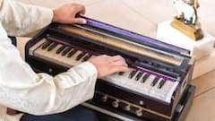 Harmonium Ban History: আকাশবাণীকে চিঠি দিয়েছিলেন স্বয়ং রবীন্দ্রনাথ, কেন তিন দশক নিষিদ্ধ ছিল হারমোনিয়াম?