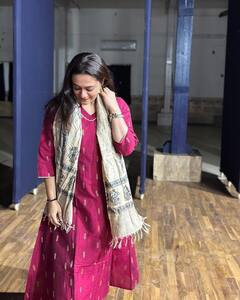 स्पृहाचा खऱ्या आयुष्यातील नवऱ्यासोबतचा बॉन्ड कसा आहे? जाणून घेऊया!