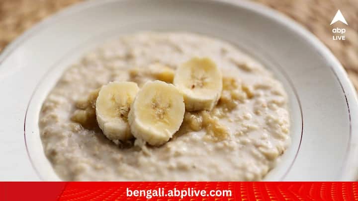 কলা ফ্রিজে রাখলে তার খোসা সময়ের আগেই কালো হয়ে যাওয়ার সম্ভাবনা রয়েছে। তাই কলা ঘরের সাধারণ তাপমাত্রাতেই রাখতে পারলে ভাল।   (ছবি:PIXABAY)