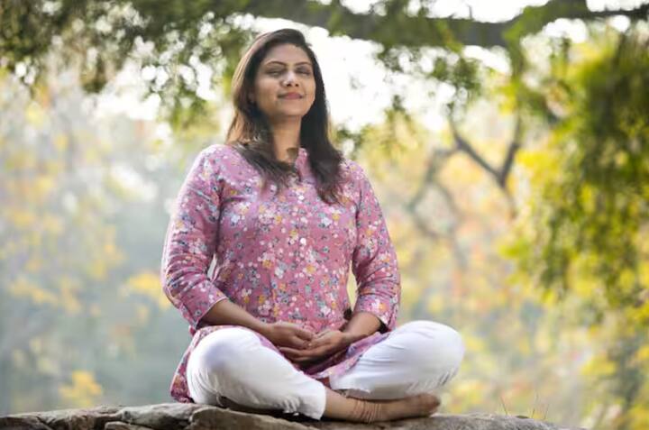 Deep Belly Breathing புத்துணர்ச்சியை பெற உதவும்.