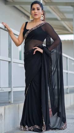 Anchor Rashmi: బ్లాక్ శారీలో రష్మి గౌతమ్- మత్తెక్కించే చూపులతో మెస్మరైజ్