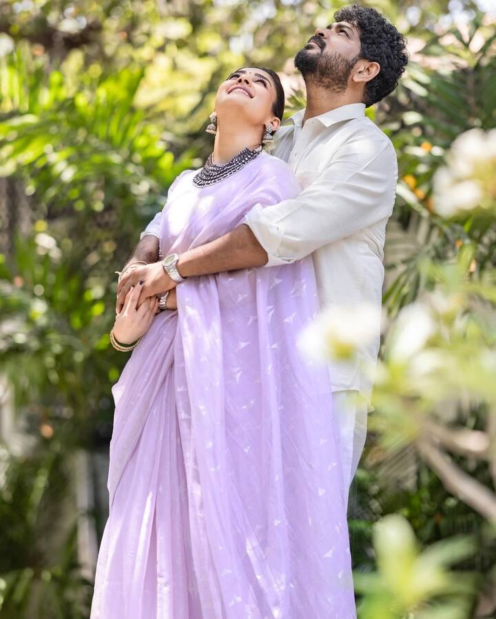 இவர்கள் இருவரும் கடந்த 2022 ஆம் ஆண்டு திருமணம் செய்து கொண்டனர்.